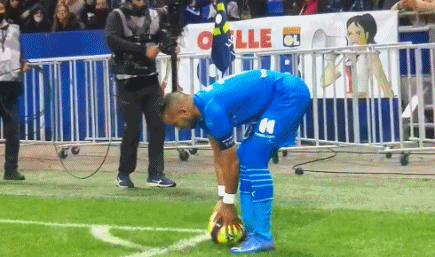 魔笛世界杯参赛次数比梅罗少一届，因克罗地亚缺席2010（2010年克罗地亚未晋级，魔笛世界杯参赛比梅罗少一届）