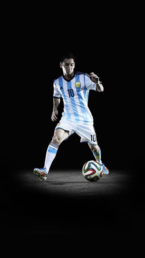 意大利杯尤文2-0乌迪内斯晋级，乔纳森-戴维、洛卡特利建功（意杯尤文2-0淘汰乌迪内斯，乔纳森-戴维与洛卡特利破门）