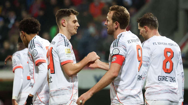 赫内斯：明年目标是德甲冠军；已准备庆祝活动？我们不想傲慢（赫内斯：明年剑指德甲冠军；被问庆祝是否已准备——不，我们不想显得傲慢）