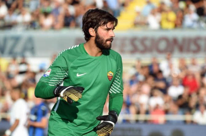 传奇怒喷萨拉赫：耻辱！1年2次开炮，难比梅罗+是利物浦成就了他（名宿痛斥萨拉赫：耻辱！一年两次开炮，难与梅罗比肩，是利物浦成就了他）