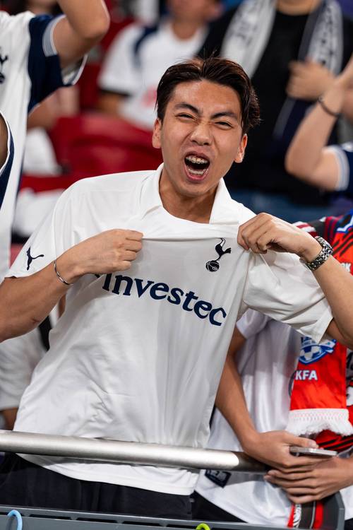 篮球中的心理博弈艺术（篮球赛场的心理较量之道）